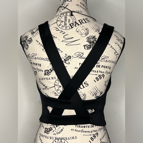 Guess top XS new black - Picture 5 of 8